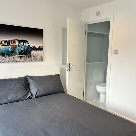 93 West Road Hotel London Exterior photo